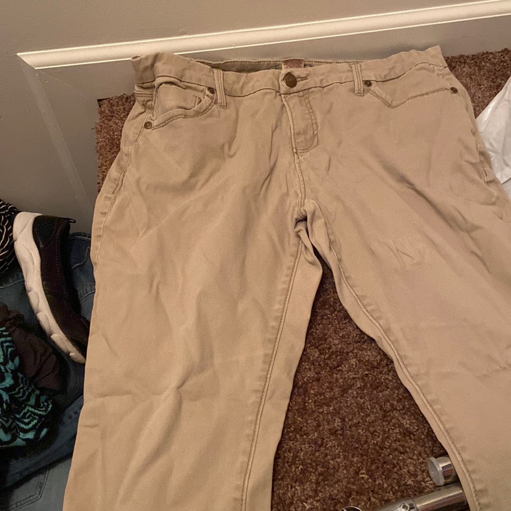 Faded Glory Size 14P pants in tan and in good condition.